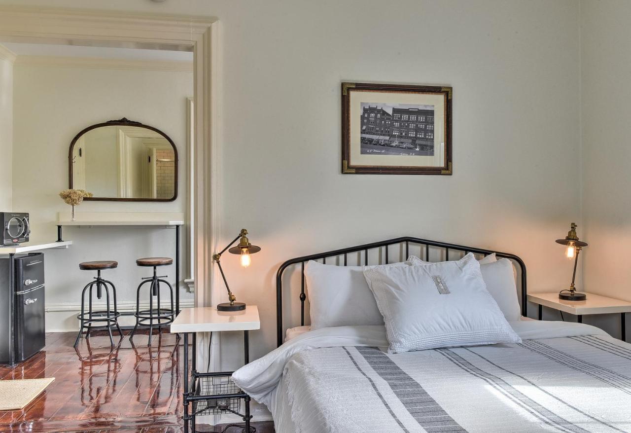 The Burrell House Otel Keene Dış mekan fotoğraf